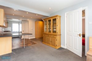 Kitchen/ Diner- click for photo gallery